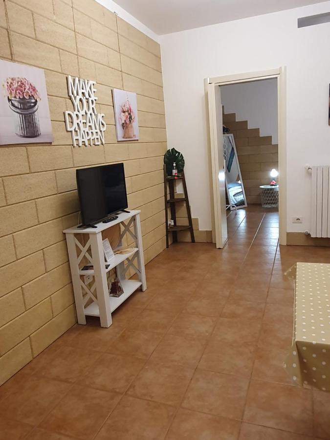 La Dimora Di Don Vito - Appartamento Confortevole Bari Exterior foto